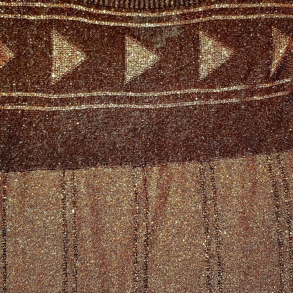 Vintage Glam Sweater - Picture 6 of 8